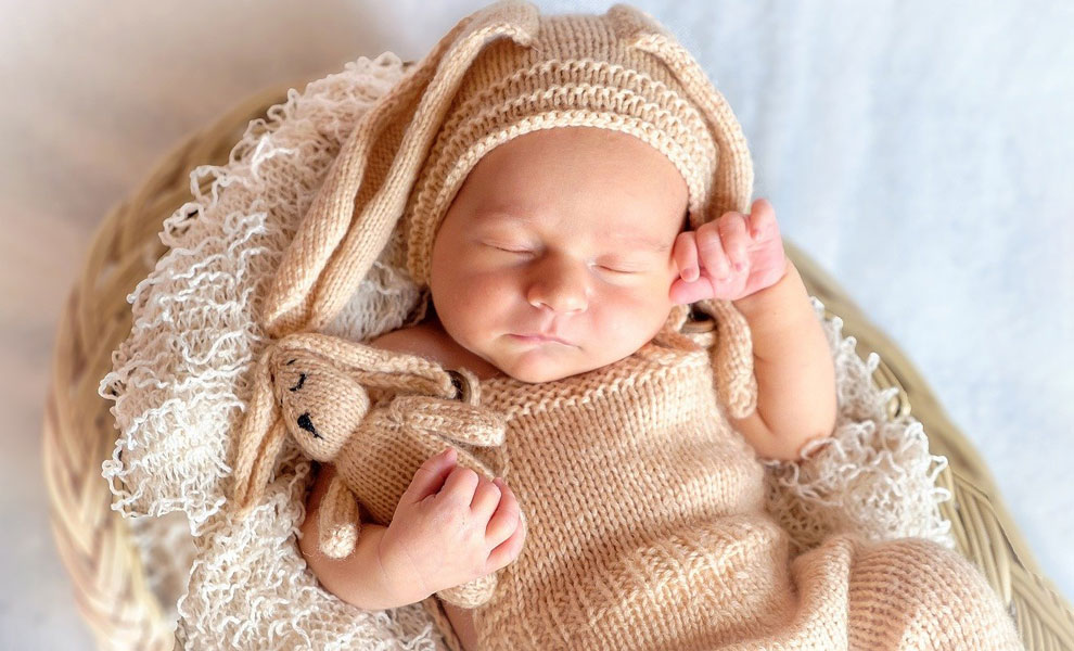 معرفی وسایل ضروری ساک نوزاد: لوازم ضروری بیمارستان و نگهداری کودک